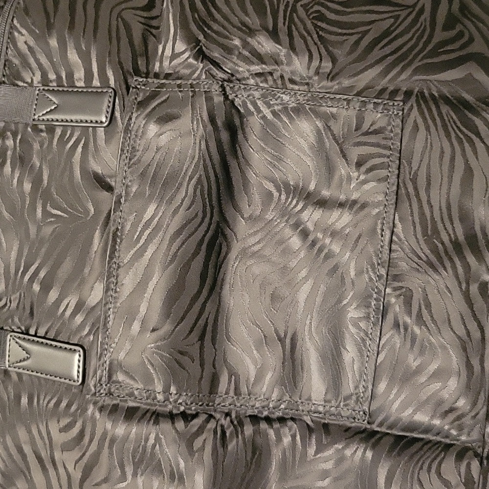 NWOT Michael Kors Black Textured Tote and Pouch Set - Picture 3 of 3